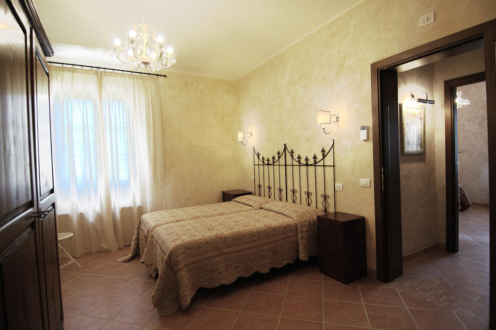 Azienda Agricola Ed Agrituristica Cafaggio Villa Сан Миниато Стая снимка